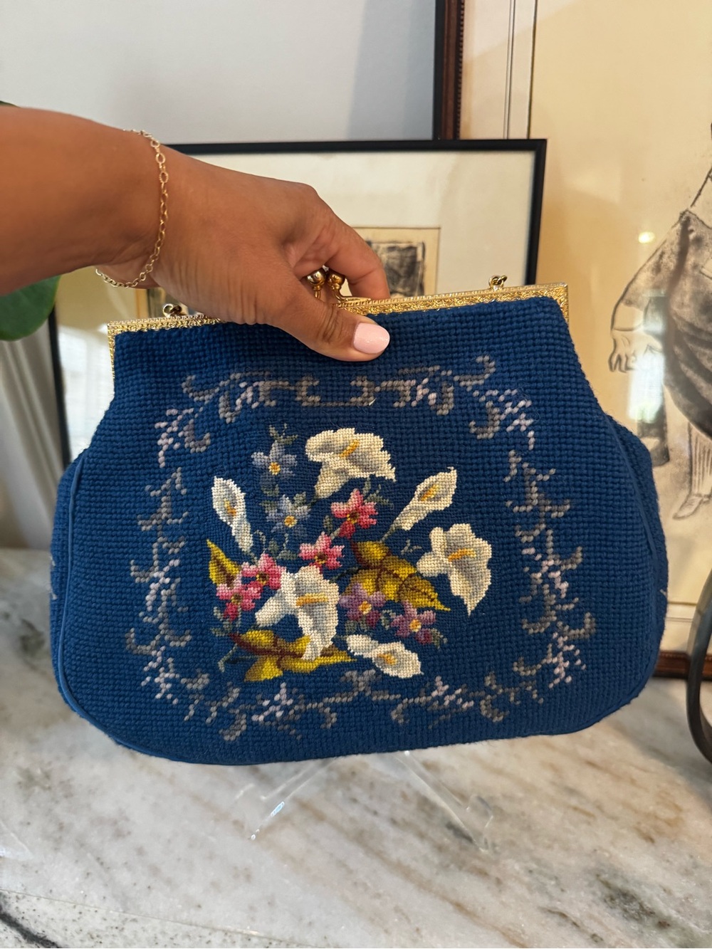 Vintage Blue Needlepoint Floral Kiss Lock Handbag Gold Chain Purse - Picture 4 of 9